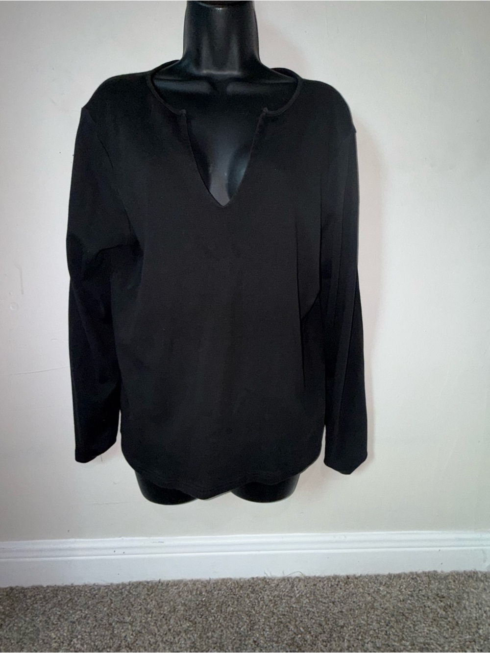 GAP Black Long Sleeve Split V-Neck Top